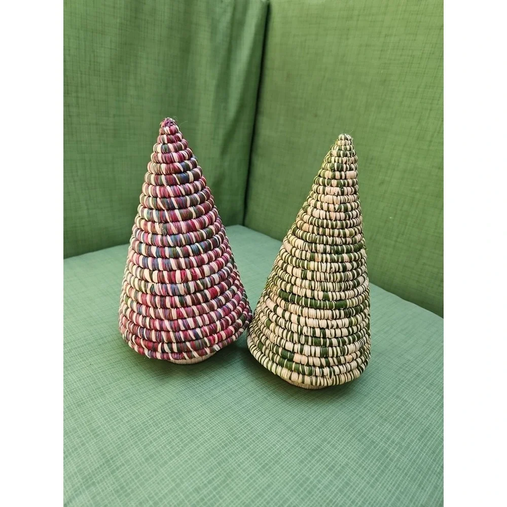 2 Artisan Sweetgrass‎ Christmas Trees Woven Basket Raffia Hand Crafted 9.5